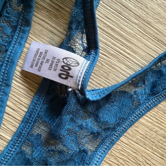 Orb Lace Tank, Size M/L NWOT - Picture 2 of 4